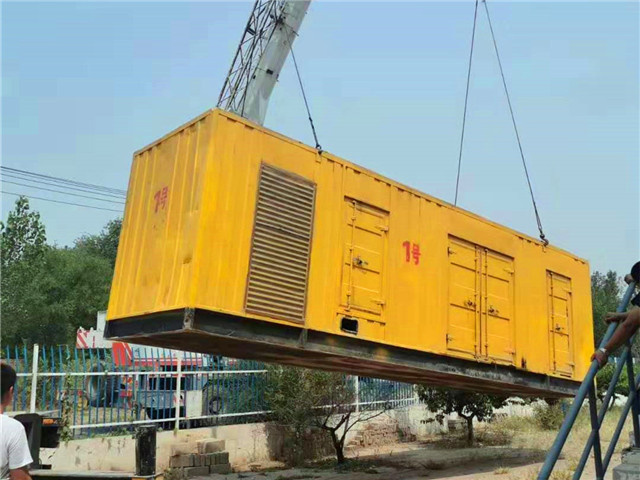 梁河300KW柴油发电机组油耗是多少？