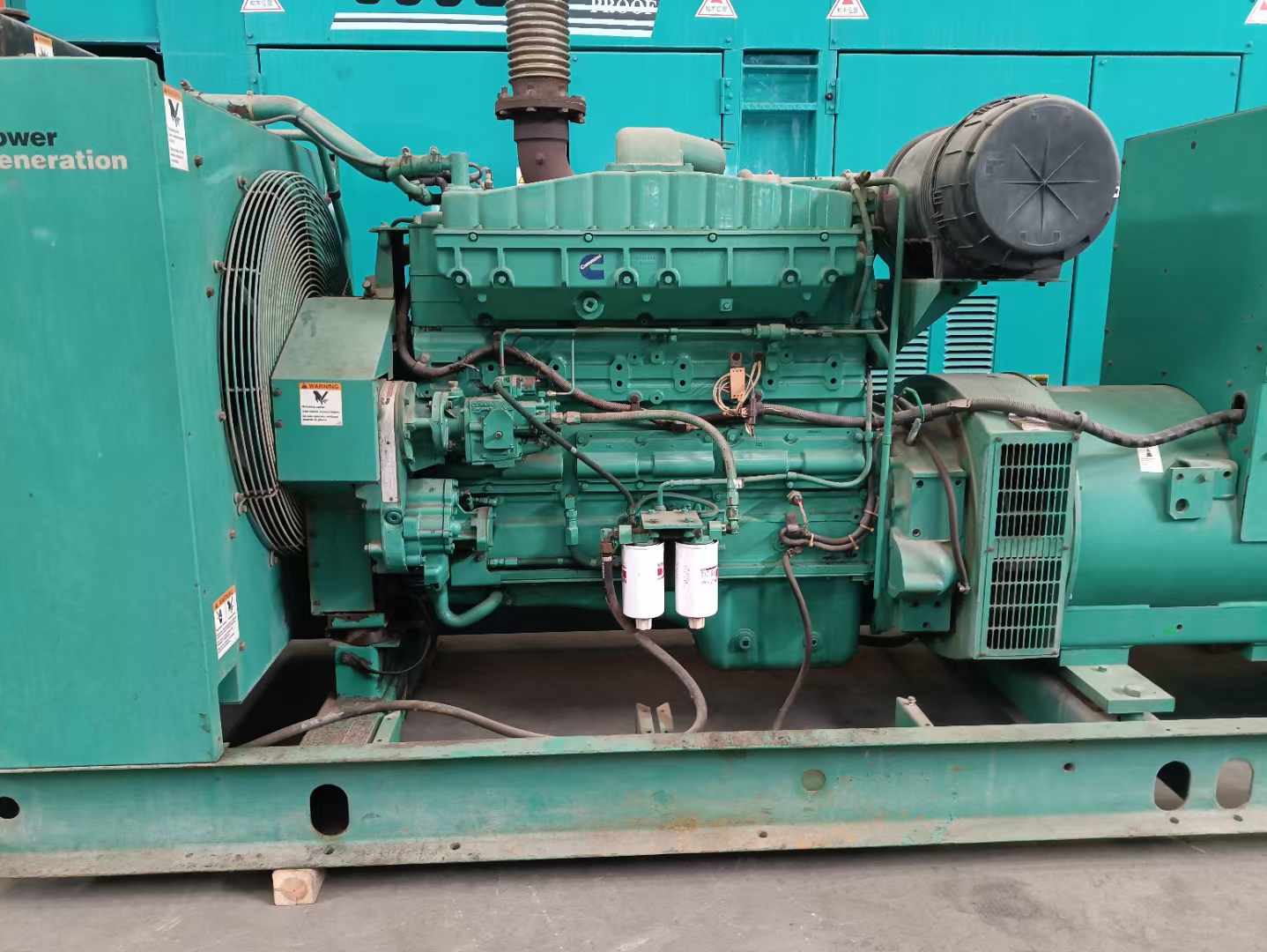 梁河过载会对 600kW 柴油发电机组造成哪些损害？