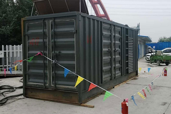 梁河发电机租赁空气滤清器多久更换一次?